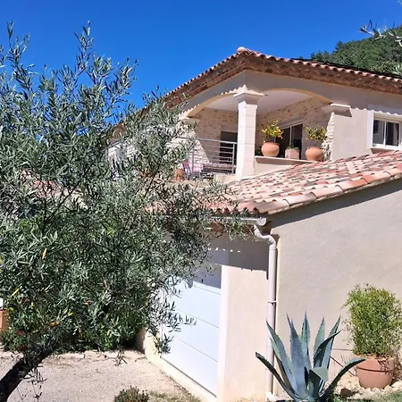 La Benvingude Ch D'hote Bed & Breakfast