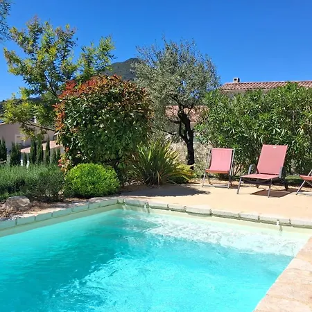 La Benvingude Ch D'hote Bed & Breakfast